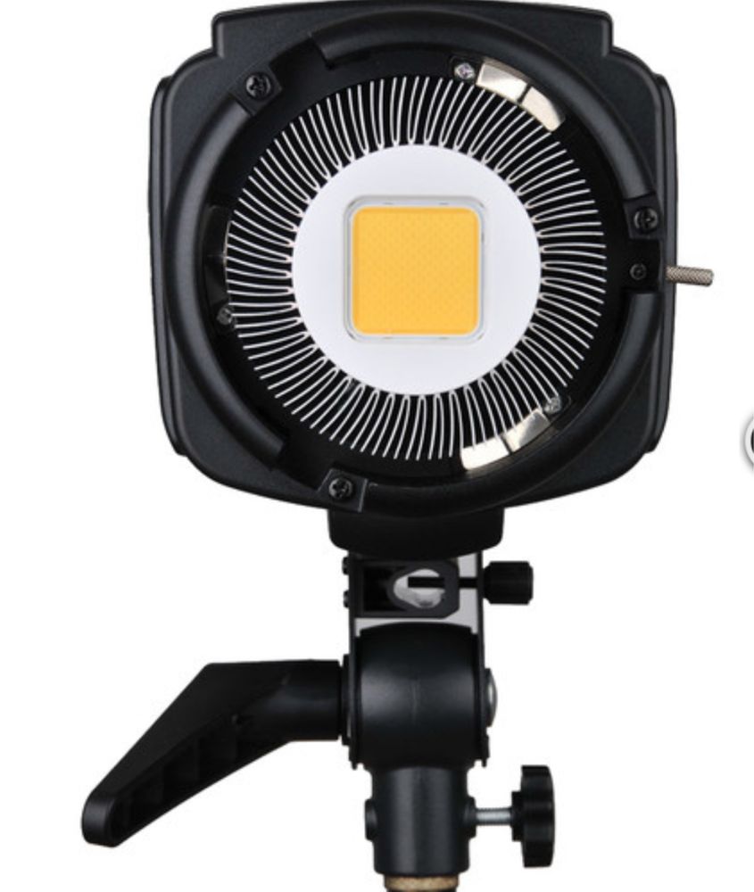 Диодно осветление GODOX SL-100W