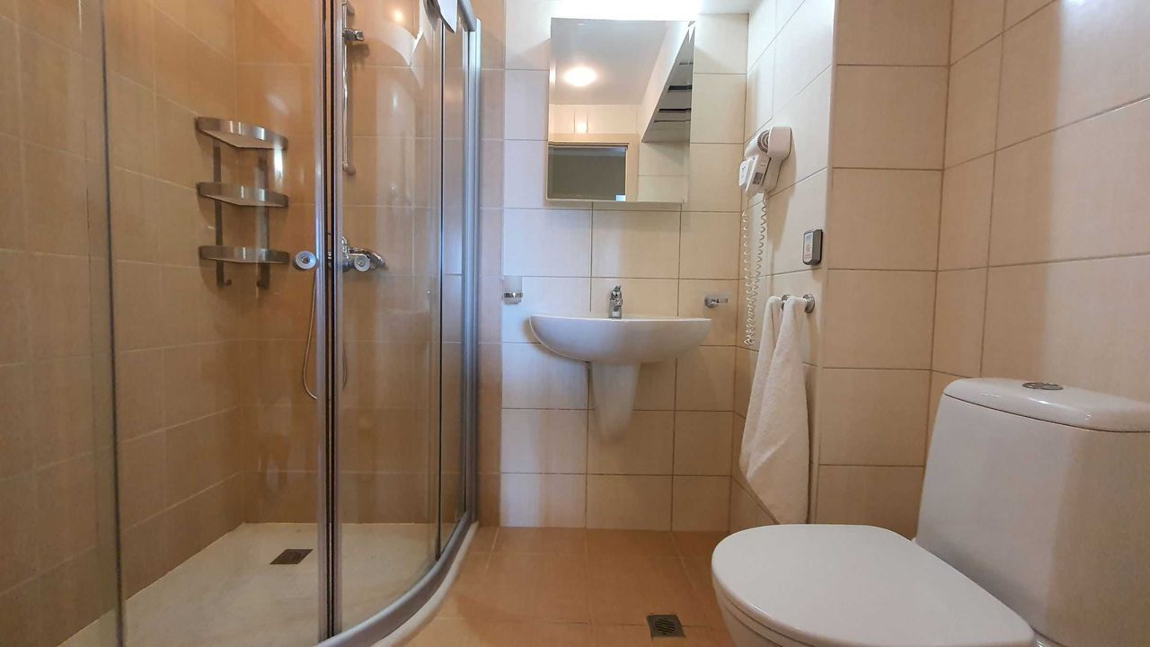 Продава се Тристаен апартамент в Обзор - 92 кв.м за 499 €/кв.м - Снимка #9