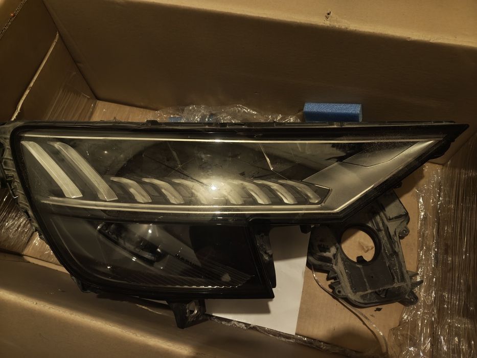 Audi Q8 SQ8 RSQ8 Matrix full led фар десен