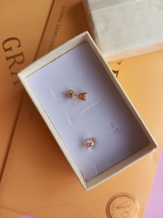 Обеци мойсанит 5 мм