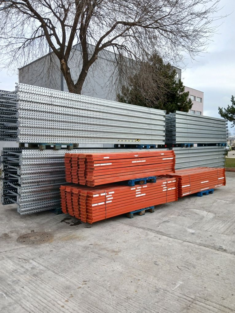 Rafturi metalice de vânzare