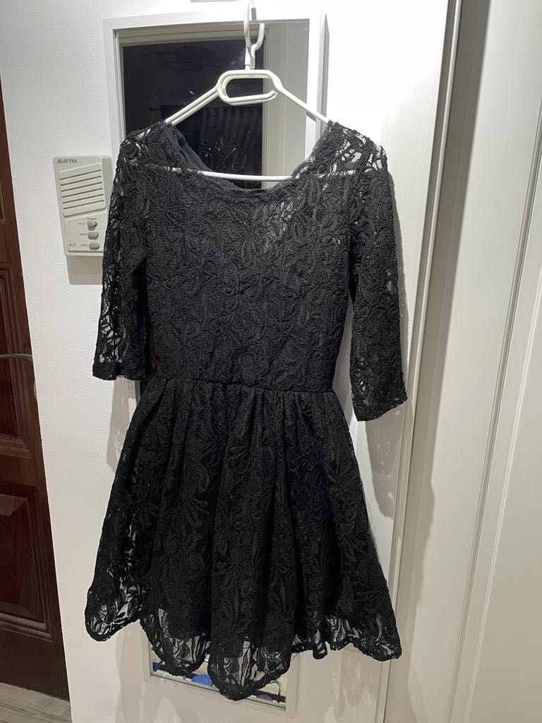 Rochie neagra de ocazie