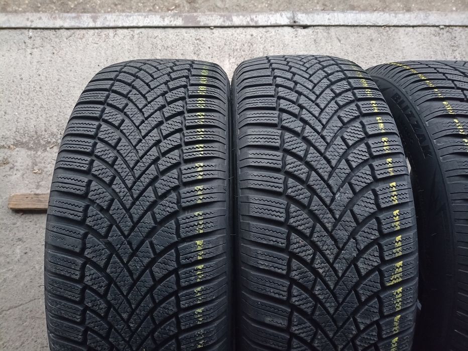 4 anvelope de iarna Bridgestone 2x235/55 R19 dot1521 2x255/50 R19