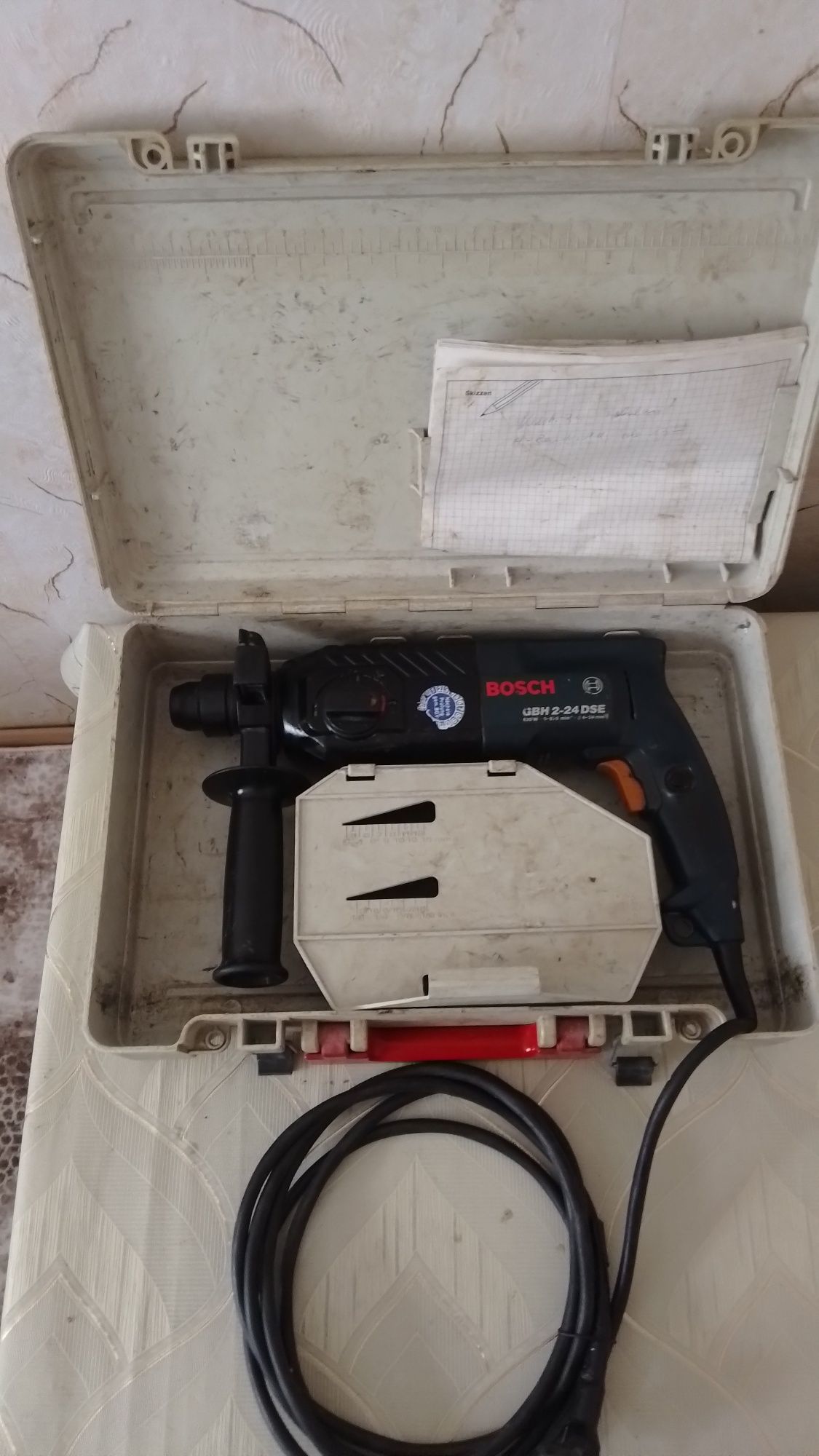 Перфоратор BOSCH gbh 2-24 DSE