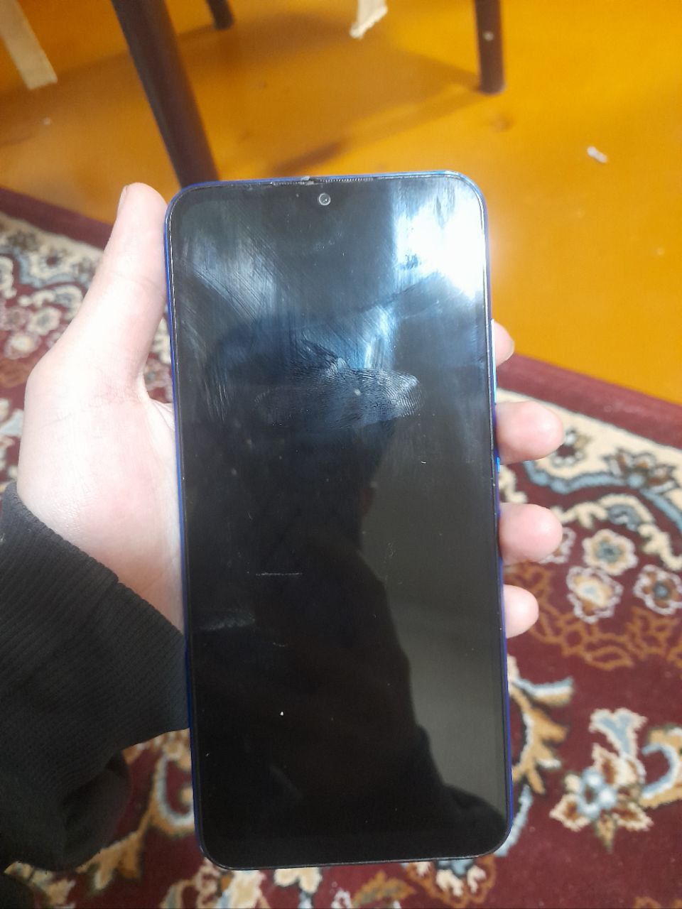 Redmi 9c  obmen qiladignala tel qilsin