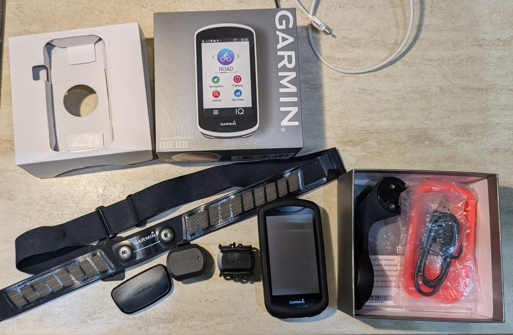 Garmin Edge 1030 Bundle + HRM + speed + cadance