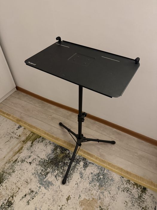 Roland подставка