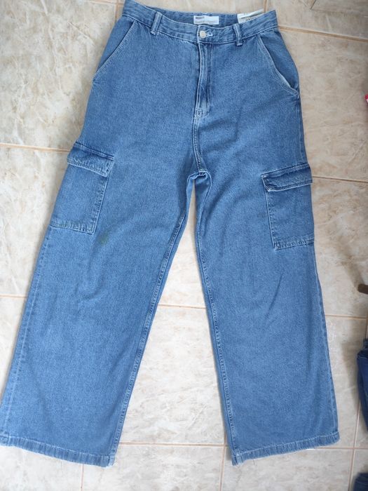 Blugi Bershka - mărime 36 - talie 72 cm