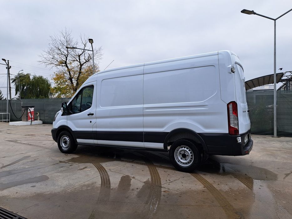 Ford Transit autoutilitara marfă