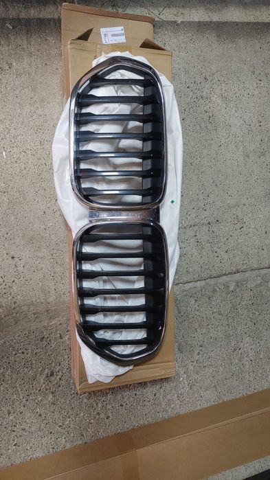Grila BMW X1 model 2020