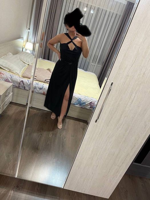 Платье коктейльное