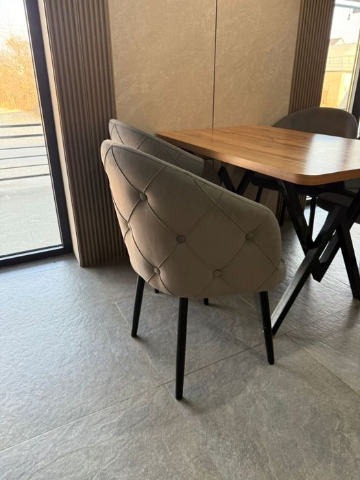 диван стол стуля