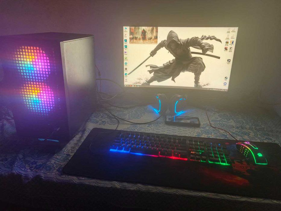 Комп кулай нархда сотилади !