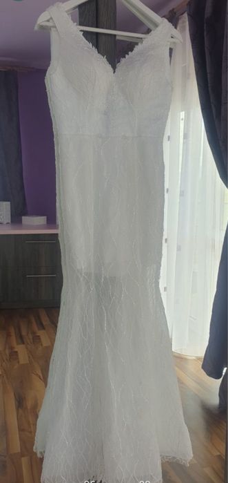 Rochie mireasa sirenă cu trenă detasabilă