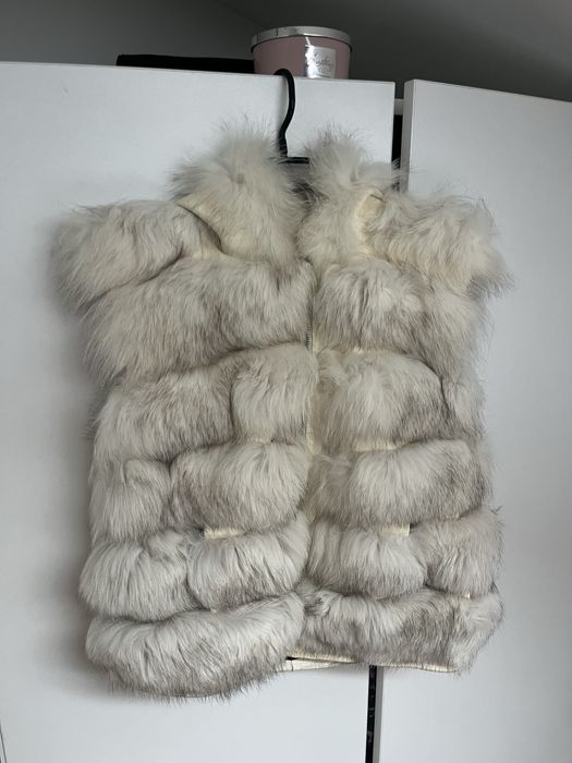 Haina din blana de vulpe