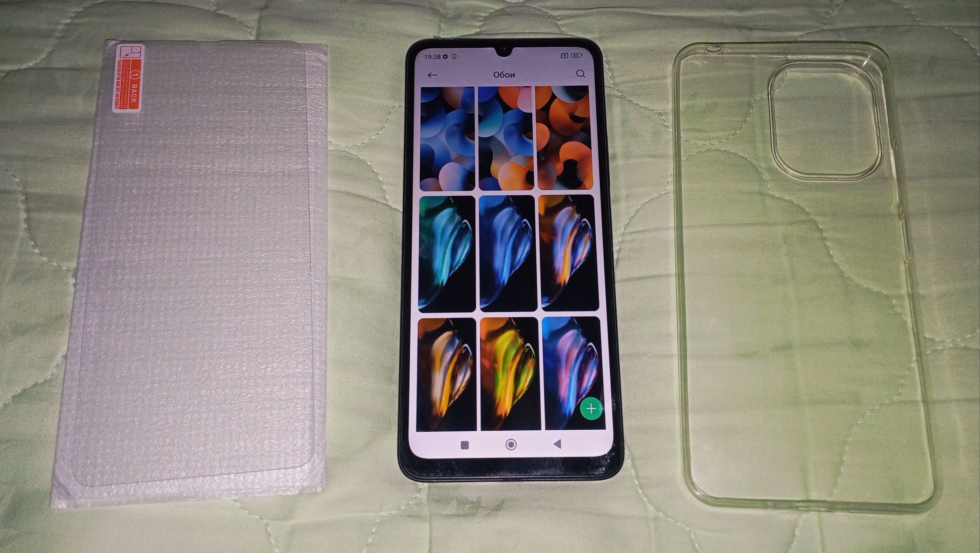 Xiaomi 13c в чехле и стекле
