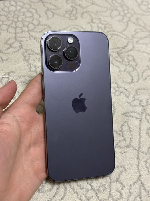 Продам айфон 14про макс