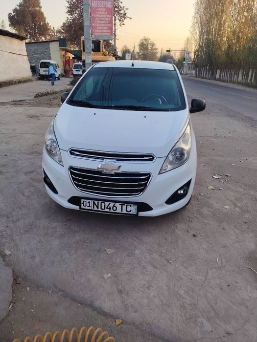 Спарк сотилади 2012 матор 1. Холати яхши.