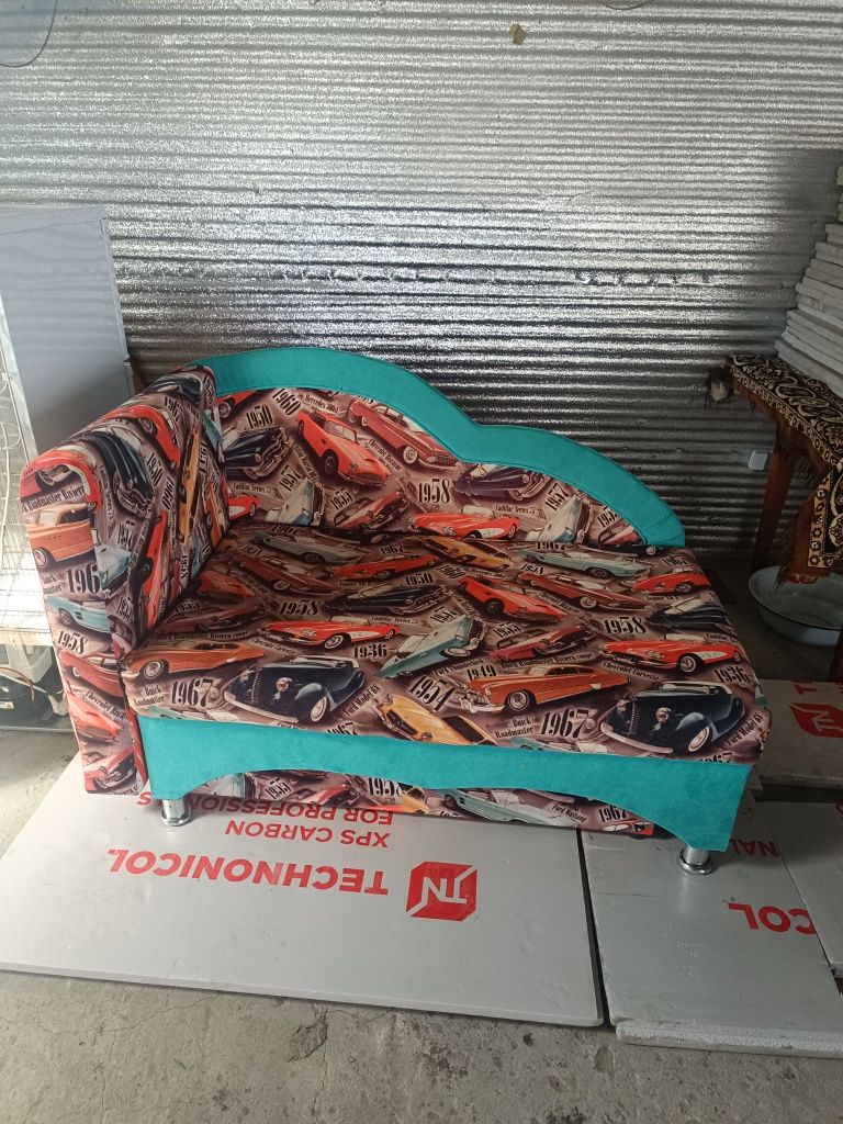 Продам мини диван