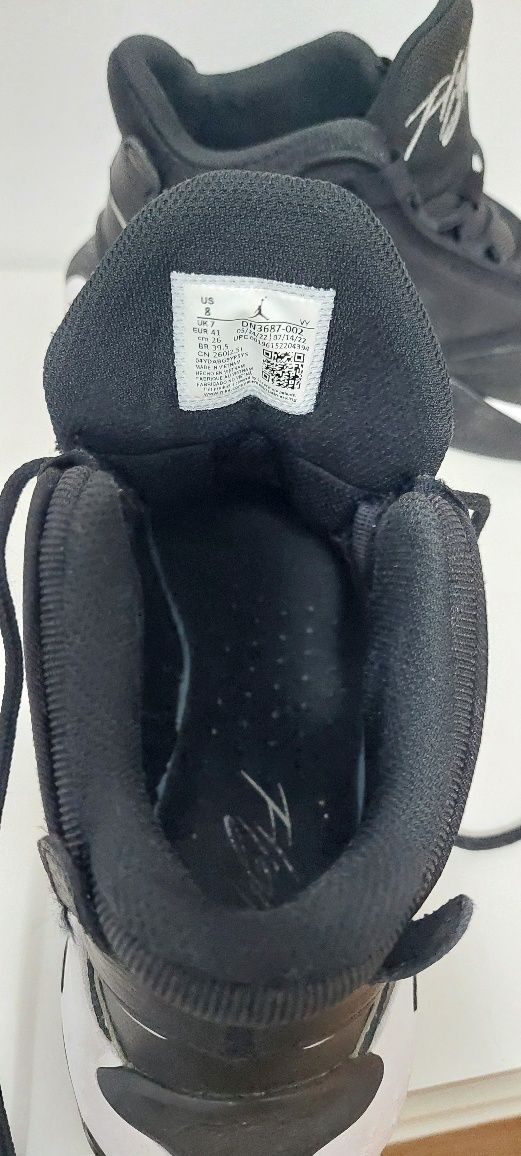 Nike pantofi sport Jordan Max Aura 4 negru marimea 41