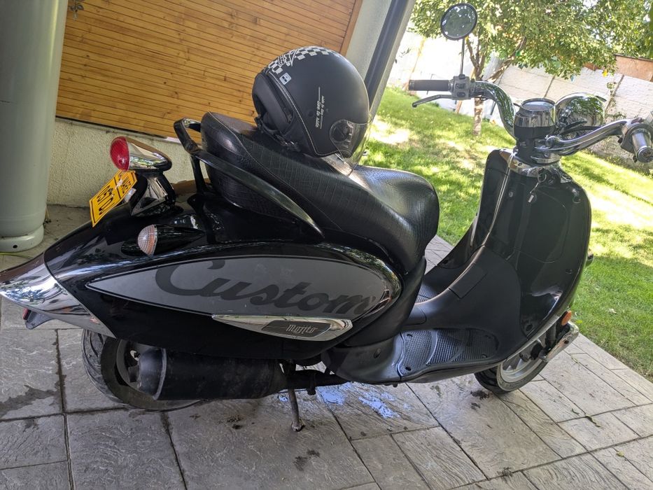 Scuter Aprilia Mojito Custom 50cc
