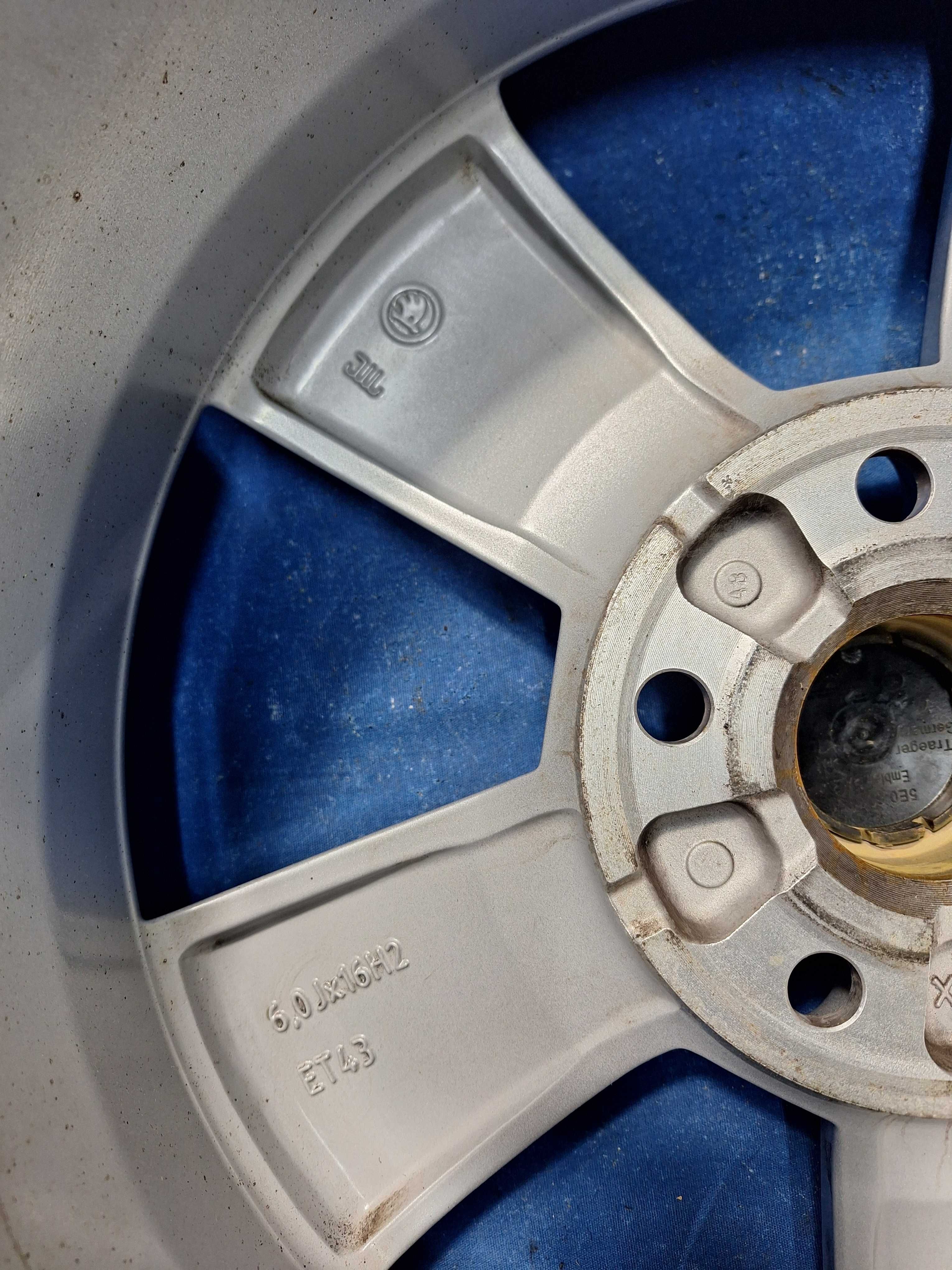 Jante Aliaj 5x100 16'' OEM Skoda Kamiq Fabia Rapid Scala - 6J ET 43 !
