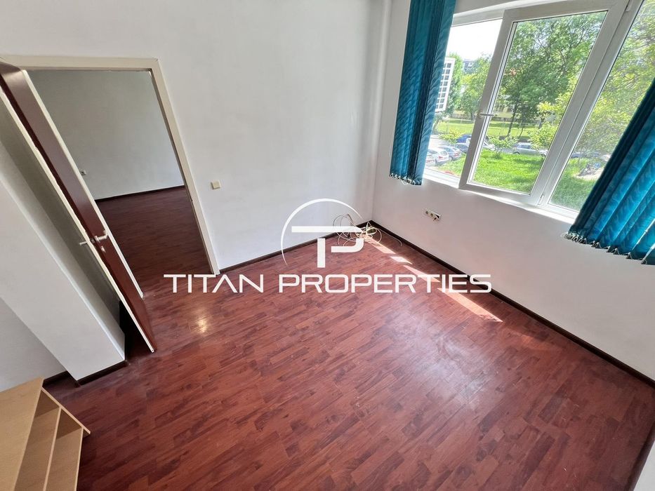 Дава се под наем Двустаен апартамент в Бургас, Изгрев - 70 кв.м за 306 € - Снимка #3