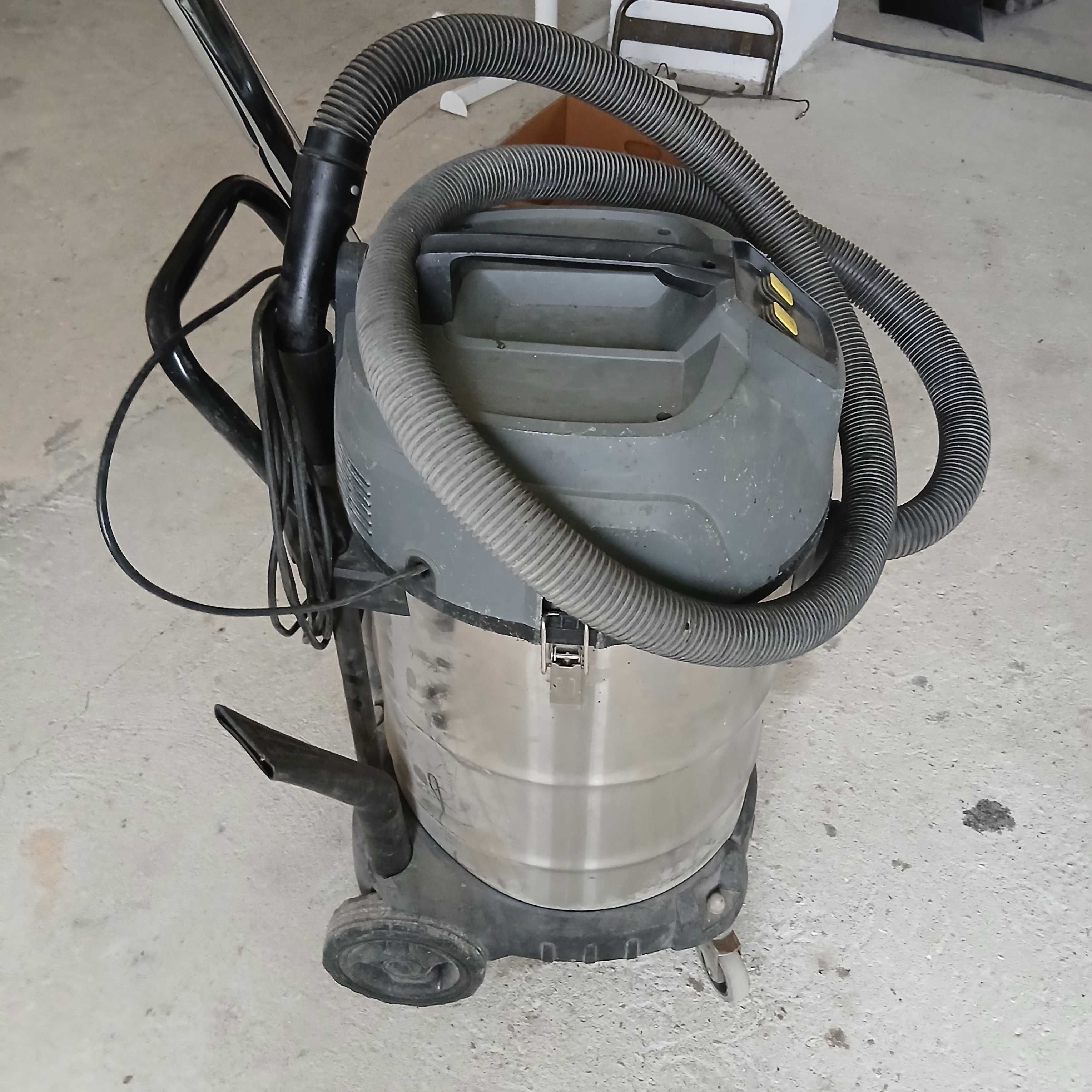 Прахосмукачка Karcher