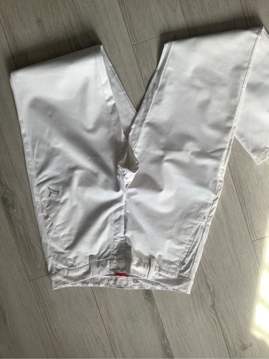 Pantaloni Puma albi