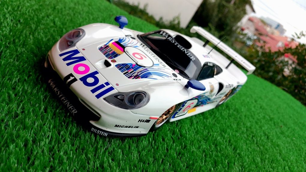 Ut models Porshce GT1 1/18
