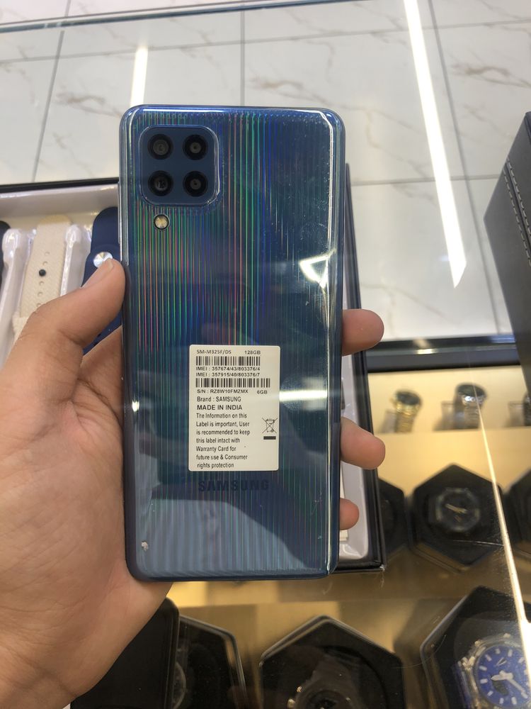 Samsung m32 srochno sotiladi