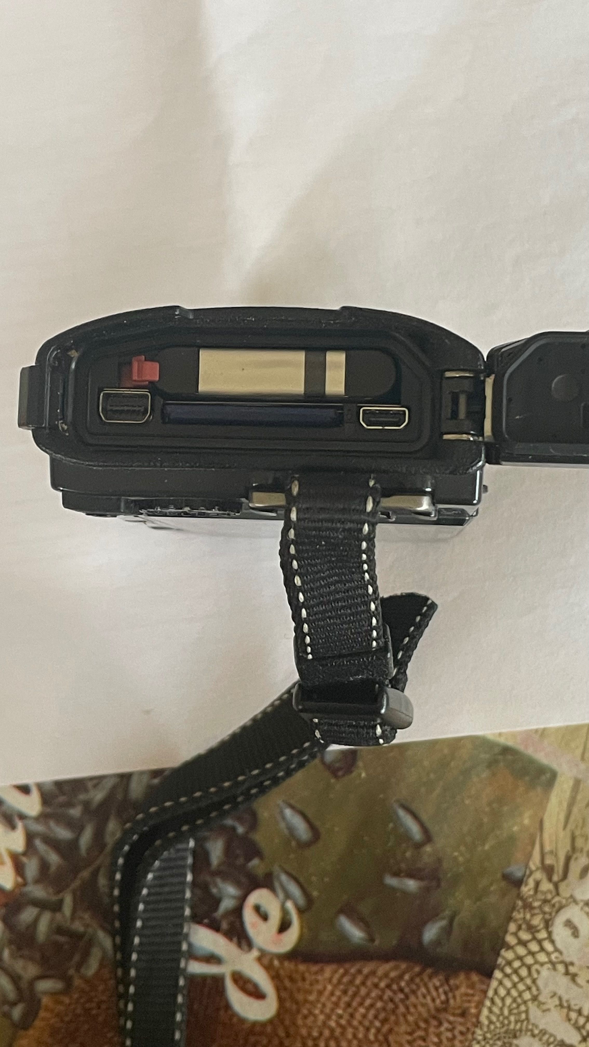 Фотоапарат Olympus Tough TG 870