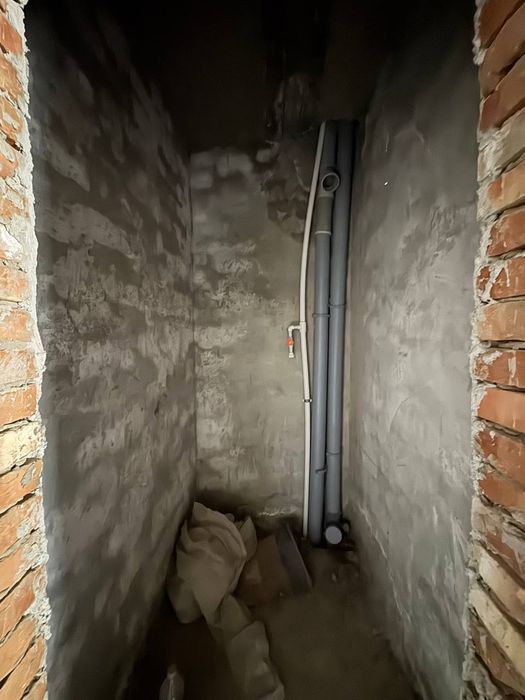 3 xonali kvartira sotiladi