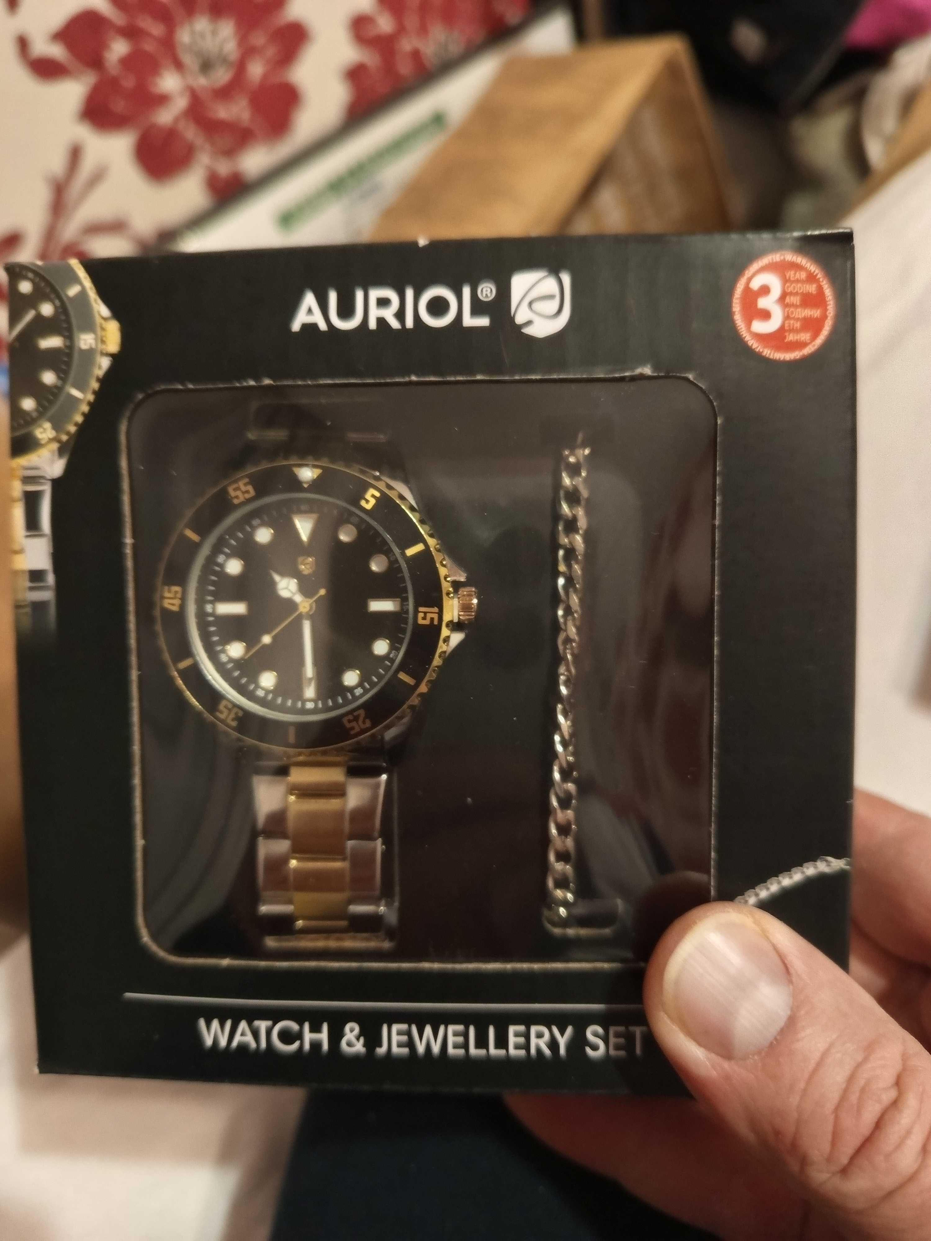 Часовници Auriol