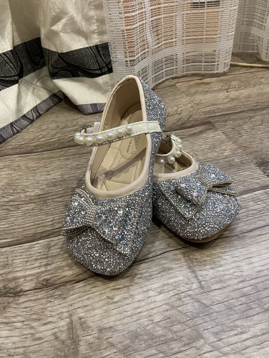 Туфельки на девочку