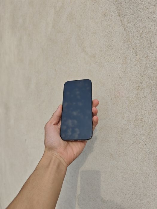 iPhone 16 pro sim