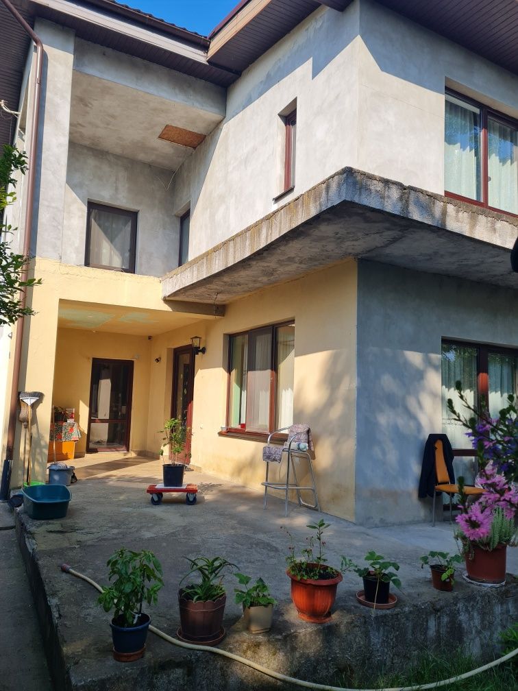 Casa+teren intravilan
