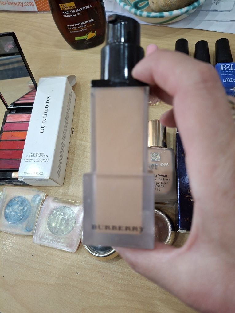 YSL,Burberry, Estee Lauder, Chanel, Elizabeth Arden козметика