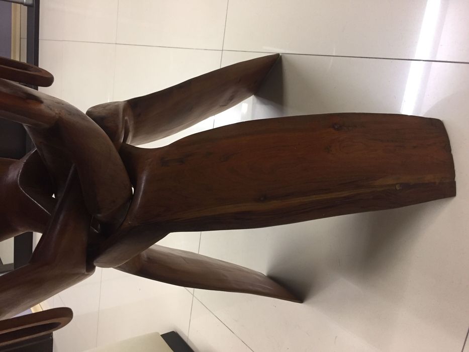 Колекционерска винтидж африканска масичка от тиково дърво