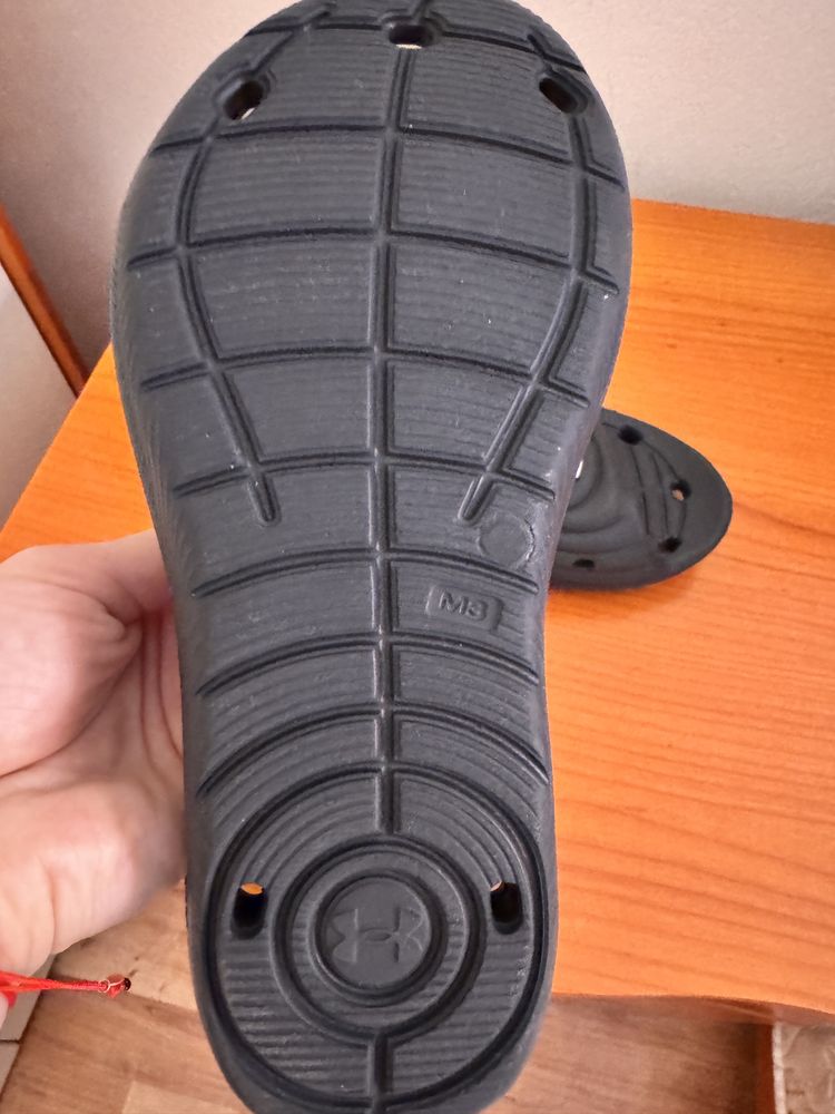 Детски джапанки Under Armour и Arena