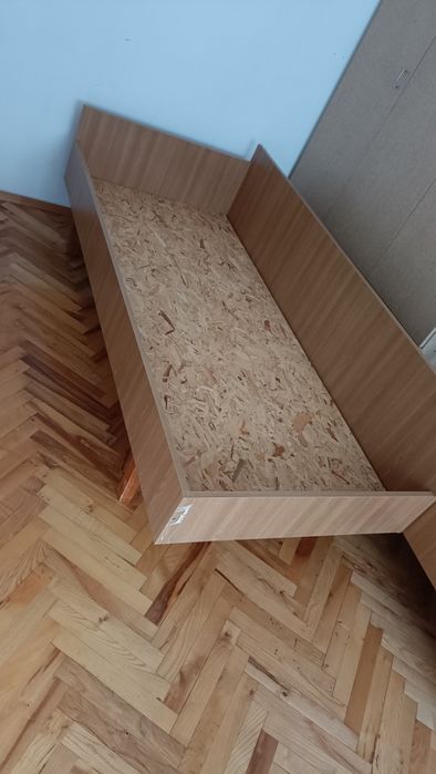 Единични легла без матрак