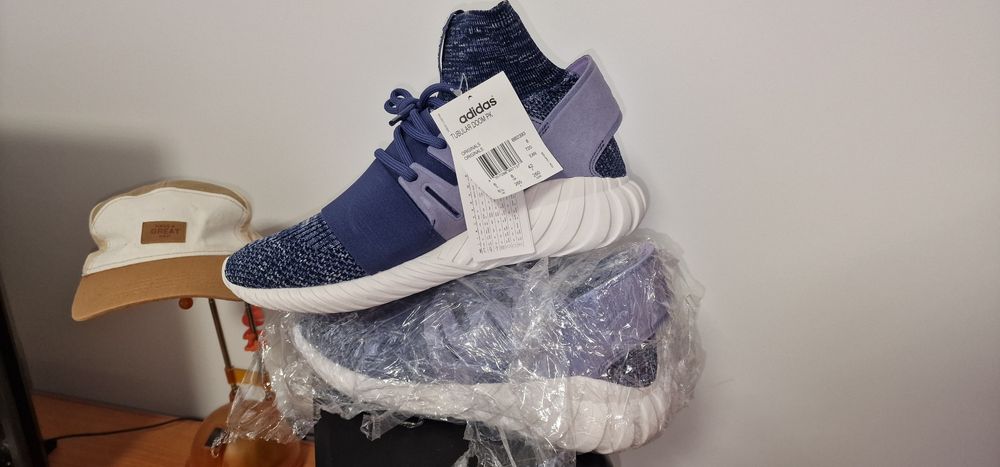 Adidas Tubular Doom