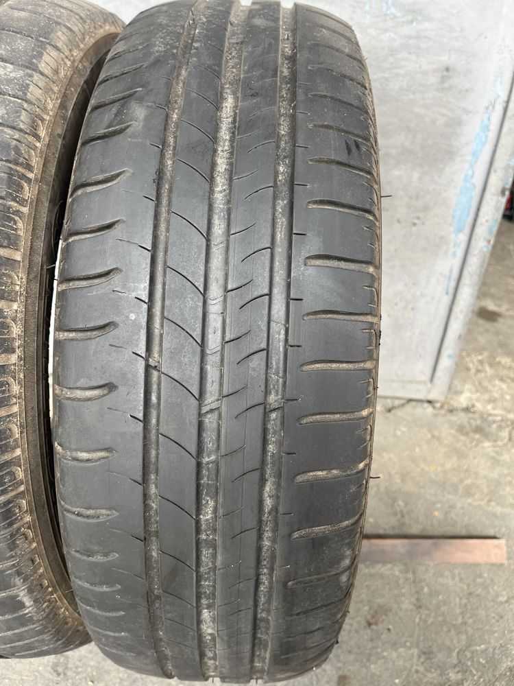 2 бр. летни гуми 195/65/15 Michelin 5 mm DOT 0815