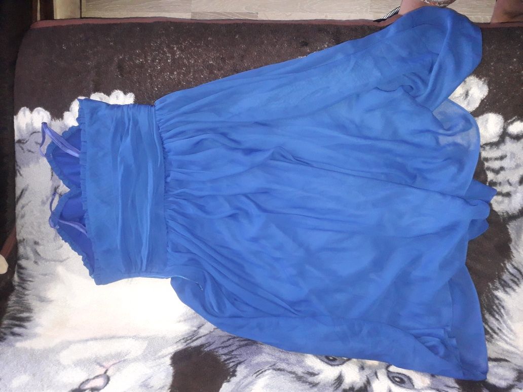 Синя ефирна рокля