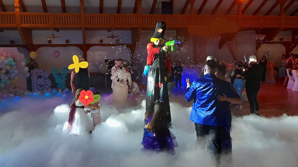 Masina fum greu,gheata carbonica,artificii pentru valsul mirilor