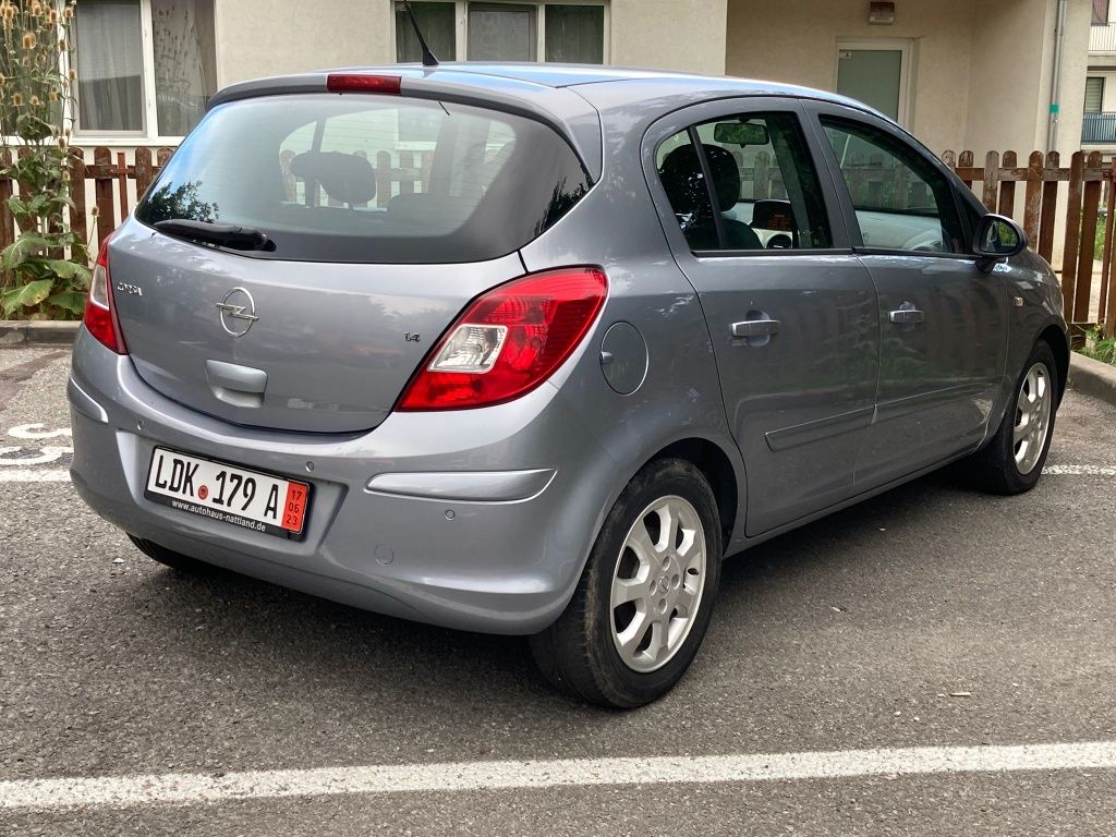 vand Opel Corsa automata