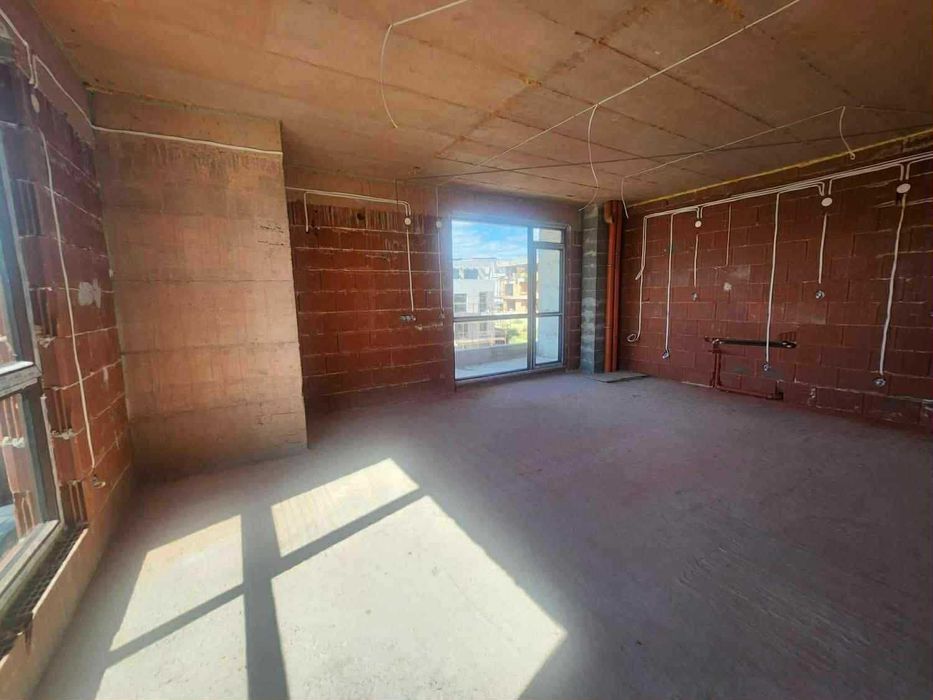 Двустаен апартамент за продажба, в близост до ЮЗУ „Неофит Рилски“