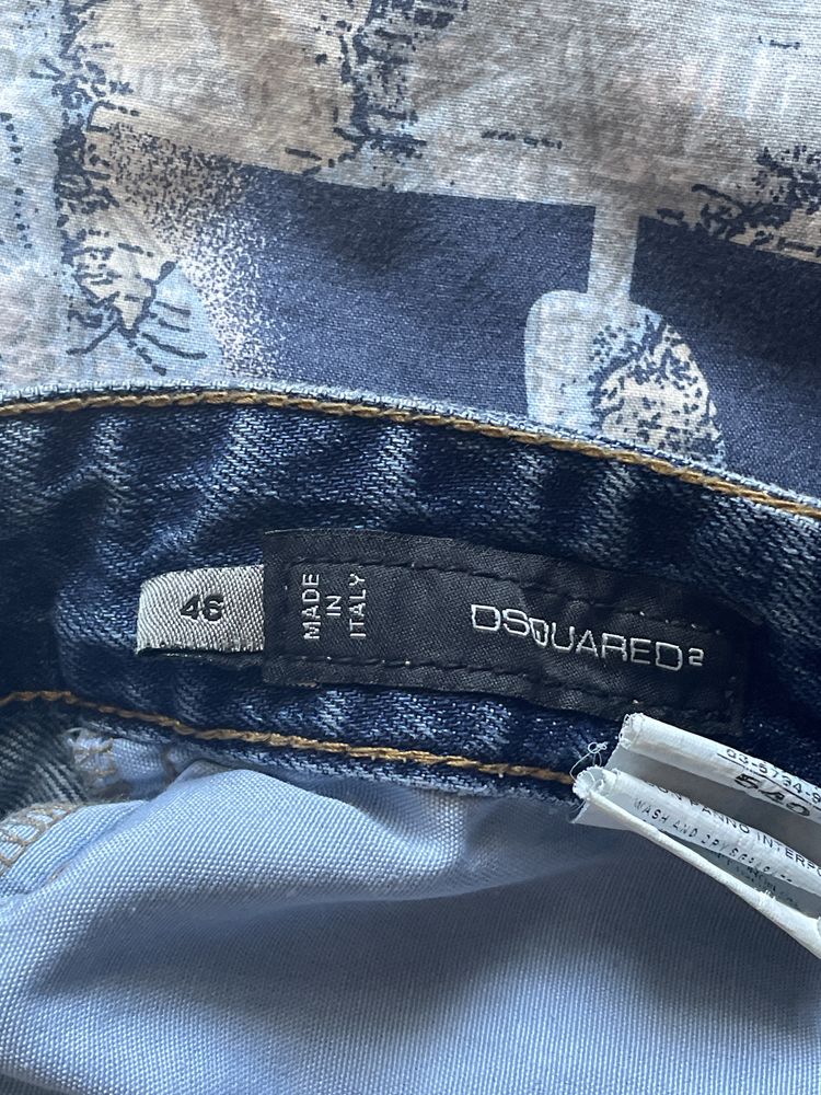 Къси дънки на DSQUARED2