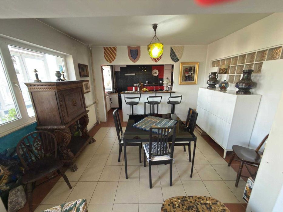 4 camere in blocul Scriitorilor, Piata Constitutiei Apolodor nr. 13-15