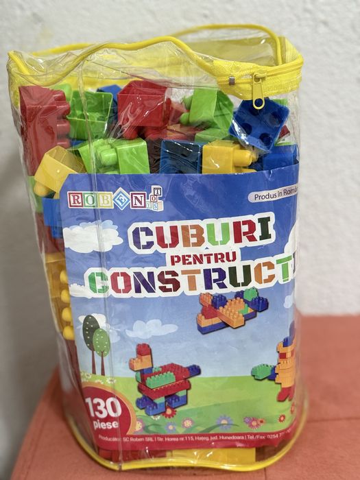 Cuburi pentru construit (lego)